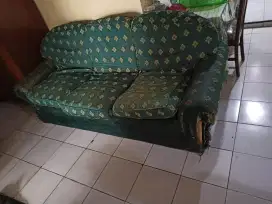 Sofa bekas apa adanya