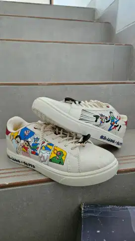 NEW Size 42 Sepatu AEROSTREET X CRAYON SHINCHAN TAHILALATS