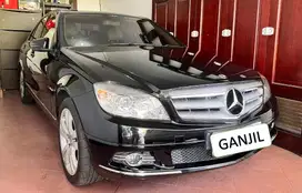 Mercedes Benz W204 C200 CGI Avantgarde 2010