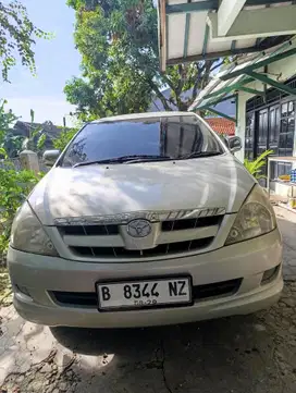 Jual cepat BU Toyota Kijang Innova 2005 Bensin