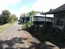 Tanah plus rumah sukoharjo 392m² muka 11m jln 5m , 40m dari jalan raya