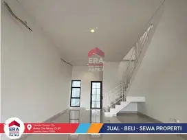 Ruko Maison 3 lantai Metland Menteng lebar 5 bebas banjir parkir luas