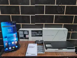 Asus Zenfone 11 Ultra 12/256gb siap pakai