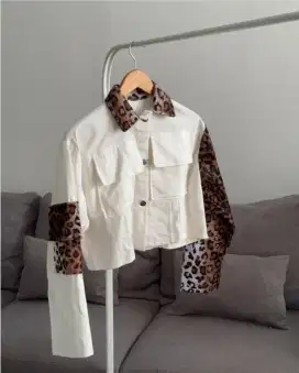 Jaket Motif Macan