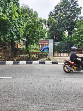 Dijual Bangunan Hitung Tanah Strategis Di  Lenteng Agung  Jakarta