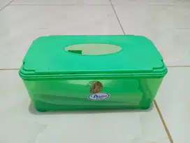 Tempat Tisu Transparan