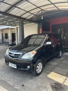 Toyota Avanza 2011 Bensin