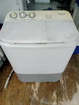Mesin cuci merk sharp