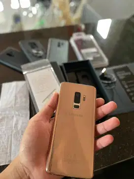 Samsung Galaxy S9+ Gold ( 6/256Gb )