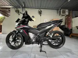 SUPRA GTR 150 TAHUN 2021 HITAM