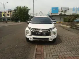 MITSUBISHI XPANDER CROSS 1.5 AT