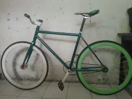 SEPEDA FIXY MADE IN TAIWAN