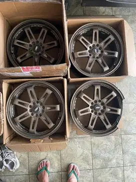 Velg R17 HSR Racing type Daimon flaws condition