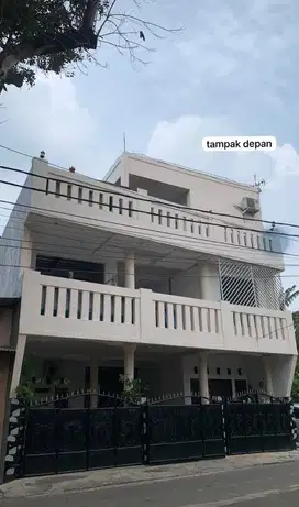Dijual rumah kost aktif di Jatiasih Bekasi kota