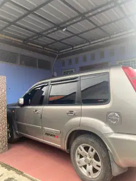 Nissan X-Trail 2005 Bensin