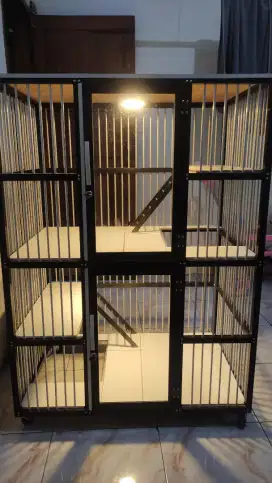 Kandang kucing 2 tingkat