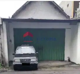 Gudang disewakan pinggir jalan bangunan kokoh dan tertutup dekat G G