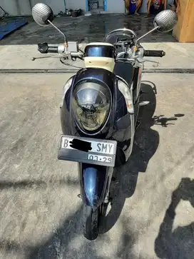 DIJUAL CEPAT HONDA SCOOPY 2014 MULUS