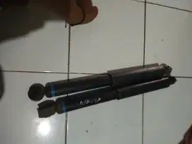 Shockbreaker belakang Avanza nego