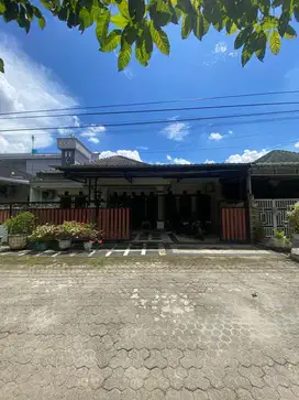 RUMAH LUAS KOMPLEK JIP 2 MEDAN JOHOR