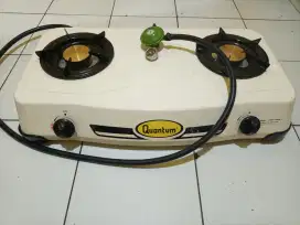 Kompor gas Quantum 2 tungku+selang regulator