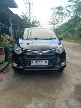 Jual mobil pemakaian pribadi