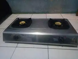 Kompor gas RINNAI 2tungku RI -522 C