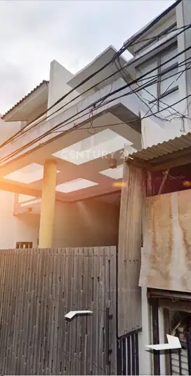 Rumah Siap Huni Di Jl Kopyor Kelapa Gading