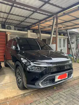 Dijual Cepat! Kia Carens Hitam Terawat , AT NIK 2022, Siap Pakai!
