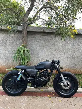 pulsar custom cafebratstyle