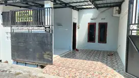 Disewakan rumah perum strategis dekat UNS