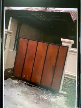Di kontrakan rumah didalam komplek
