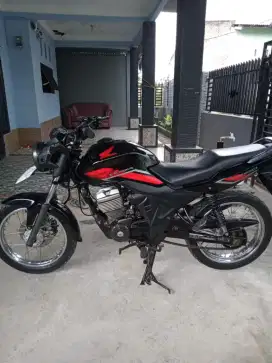 Honda CB150 Verza