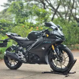 YAMAHA R15 V4 BLACK 2022 KM 11K AJA PAJAK HIDUP