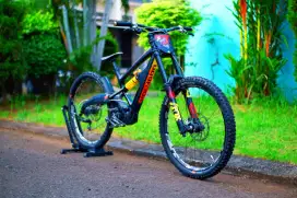 Sepeda Downhill Polygon Xquarone DH9 Fullbike Siap Pakai