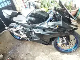 CBR 250rr non ABS tahun 2019