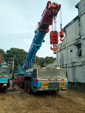 DIJUAL GROVE MOBIL CRANE 220 TON