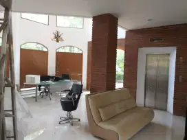 Disewakan gedung Jl. Pasirkaliki LT/LB : 850/700m2