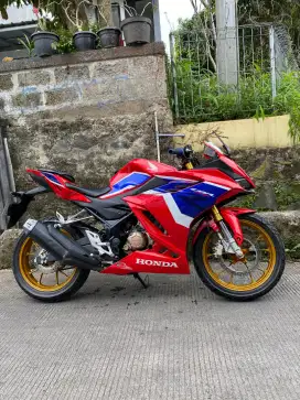 CBR150R di jual