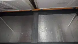 Jual freezer 600 ml  masih bisa nego !!