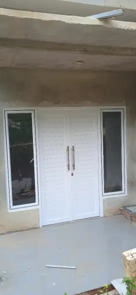 pintu aluminium