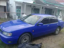 Nissan Infinity thn. 1991 A/T warna Biru Tua