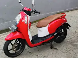 Honda scoopy 2015 stater tokcer halus mulus terawat