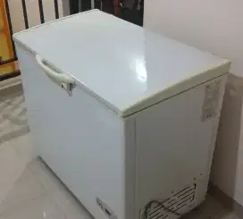 Dijual Freezer ICF-200 Bekas