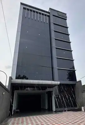 Dijual Gedung Baru lokasi strategis Jl Dewi Sartika Jakarta Timur