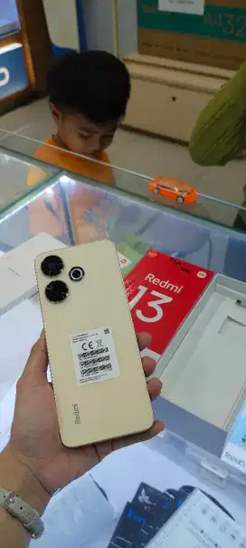 Redmi 13 ram 8/256 BARU (SEGEL)