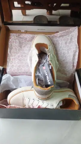 Sepatu pria casual bisa santey ok