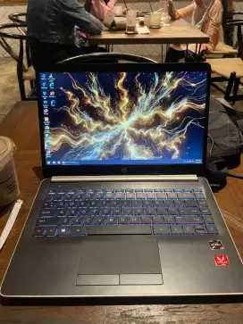 Laptop Hp 14s-DK0007AU
Ryzen 3 3200U