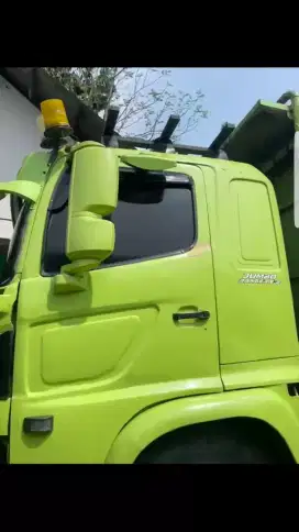 Hino 6x4 FM260JD 2010 bak besi pasir bagus siap kerja luar kota
