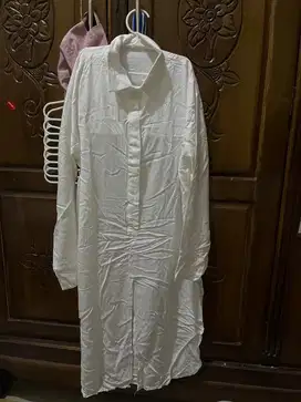 Tunik putih lokal brand